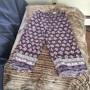 Airy and light pants from Garage